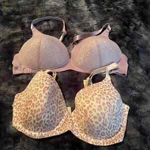 Bundle of 2 size 40C underwire bras, 1Bali & 1 Maidenform.